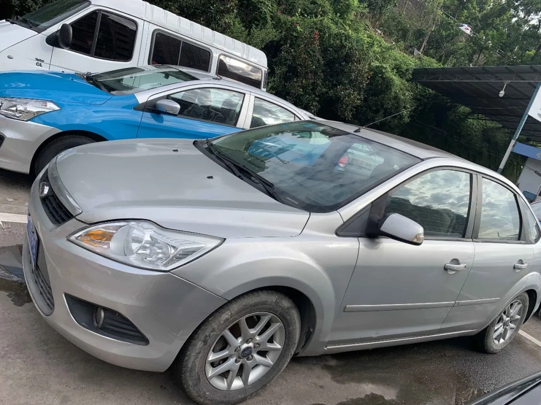 公開拍賣?？怂?、上海別克牌機(jī)動(dòng)車